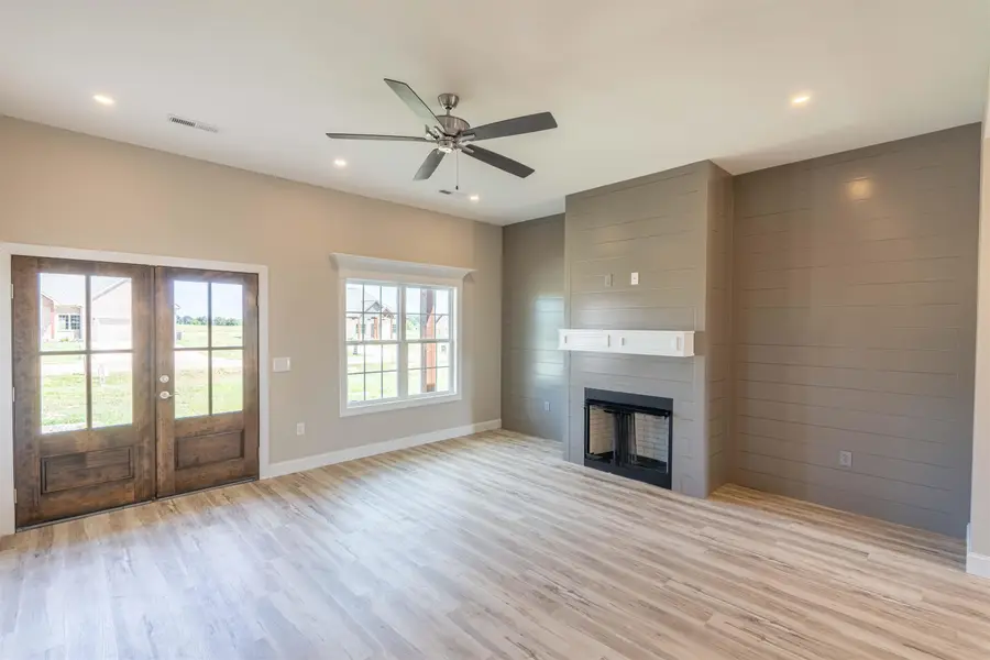 250 Hummingbird Way, Killen, AL 35645 - #2