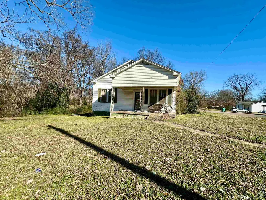 1700 E 27th St, Sheffield, AL 35660 - Image #2