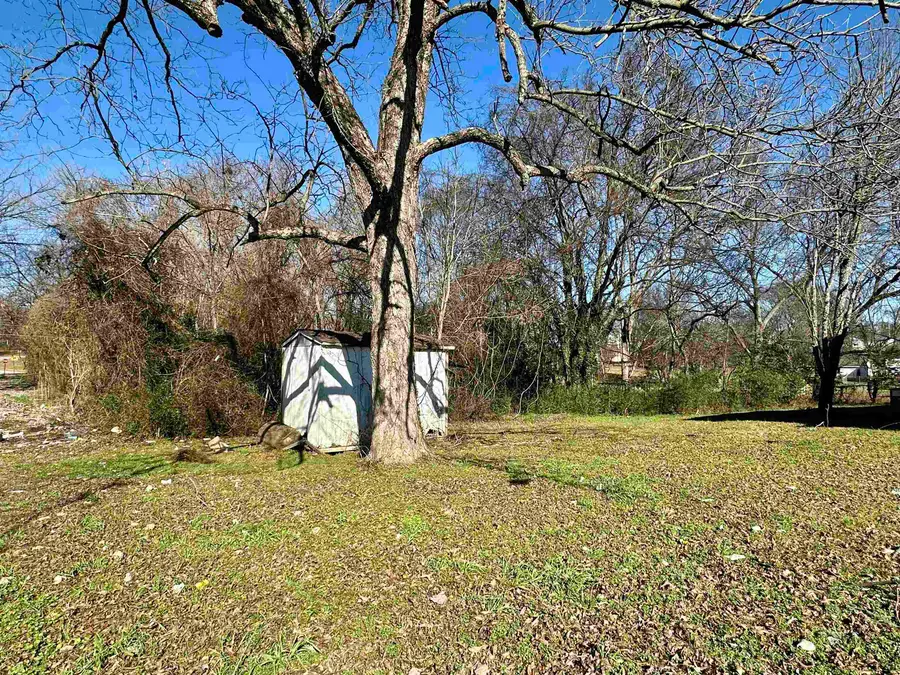 1700 E 27th St, Sheffield, AL 35660 - Image #3