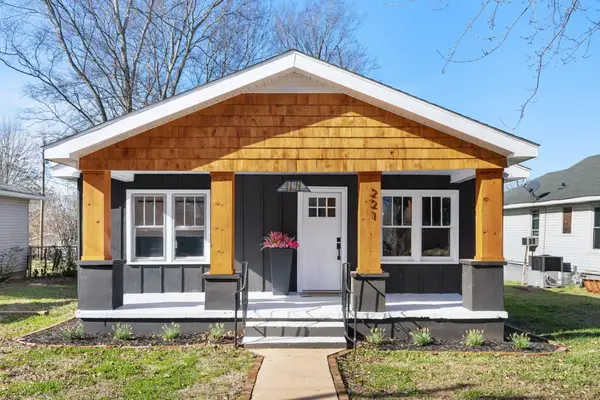 221 N Fulton St, Florence, AL 35630