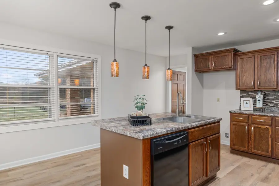 445 Wheeler St, Rogersville, AL 35652 - Image #3