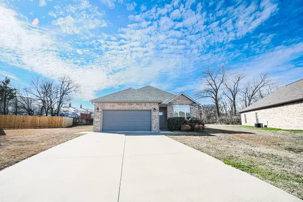 152 Harmony Dr, Tuscumbia, AL 35674