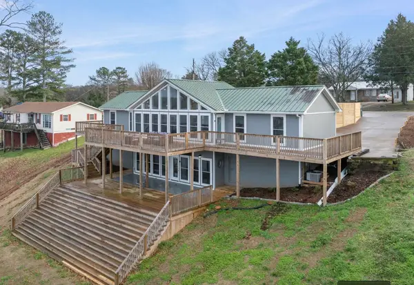 435 Carter Dr, Tuscumbia, AL 35674