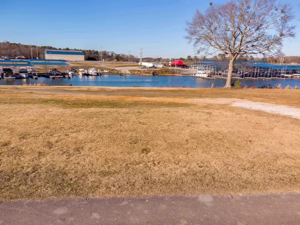 Tract 5 Ridgecrest Dr, Florence, AL 35634