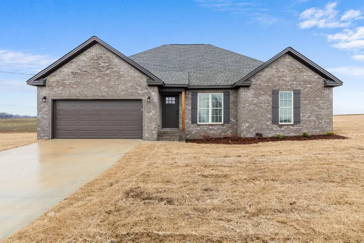 1032 Co Rd 31, Killen, AL 35645 - Image #1