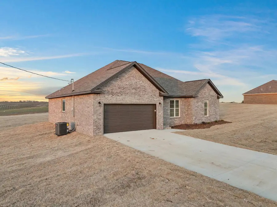 1032 Co Rd 31, Killen, AL 35645 - Image #3