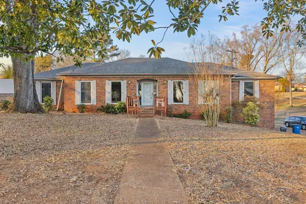 421 Nottingham Rd, Florence, AL 35633