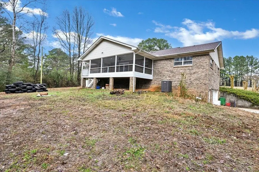 693 Co Rd 1251, Vinemont, AL 35179 - Image #3