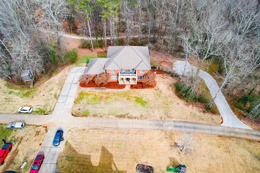 1918 Erskine Dr, Florence, AL 35630 - Image #2