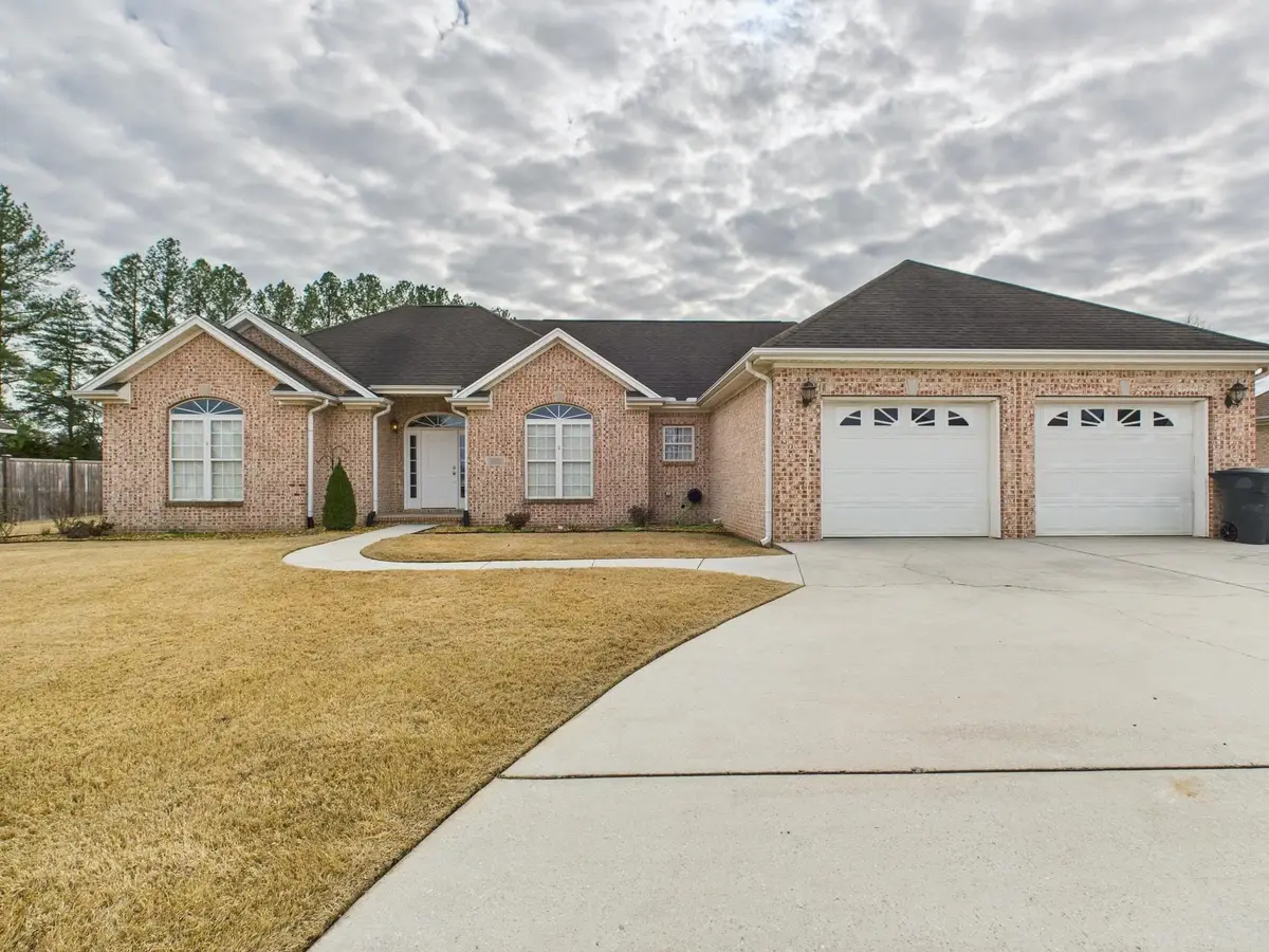 611 W Worthington St, Tuscumbia, AL 35674 - Image #1