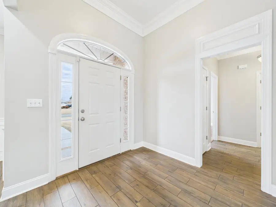 611 W Worthington St, Tuscumbia, AL 35674 - Image #2