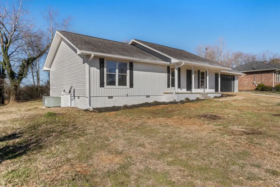 318 Shaler Dr, Killen, AL 35645 - #3