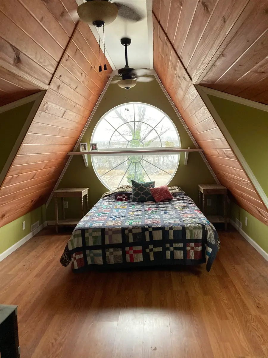 1045 Carter Dr, Tuscumbia, AL 35674 - Image #3