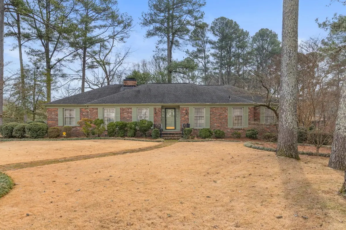 2126 Chickasaw Dr, Florence, AL 35630 - Image #1