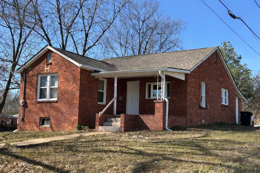 319 N Patton St, Florence, AL 35630 - Image #3