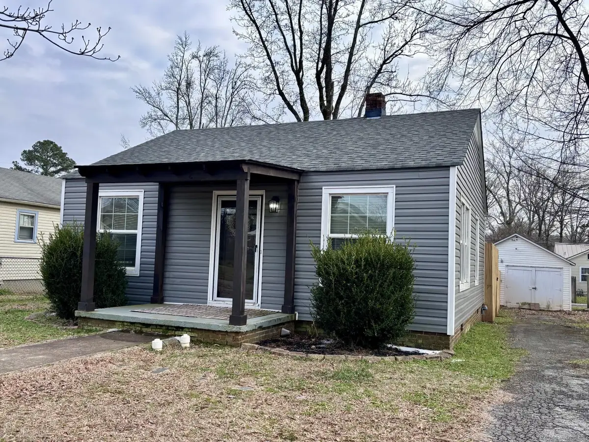 523 W Cleveland Ave, Florence, AL 35630 - Image #1