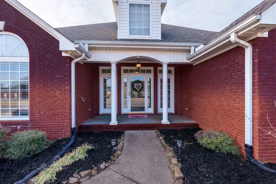 3104 W Mcguire Dr, Muscle Shoals, AL 35661 - Image #3