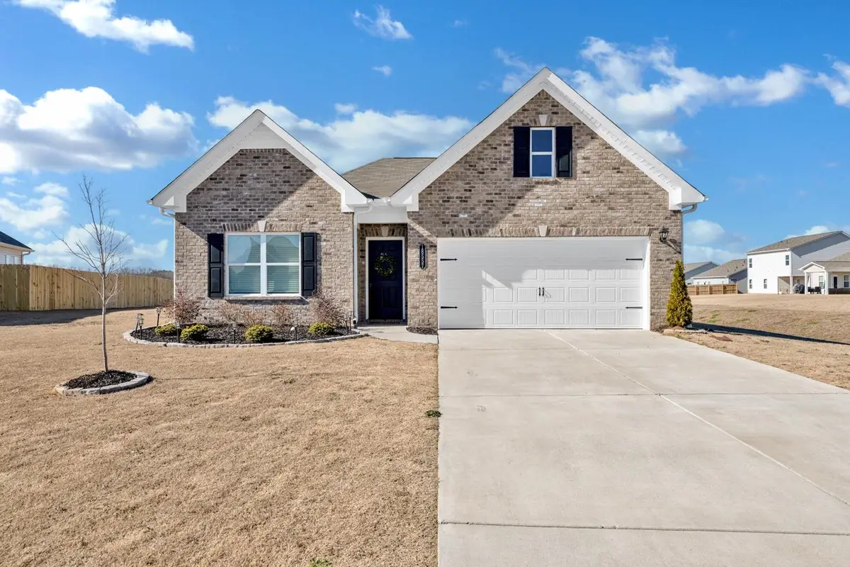 18557 Oxbow Ln, Athens, AL 35613 - Image #1