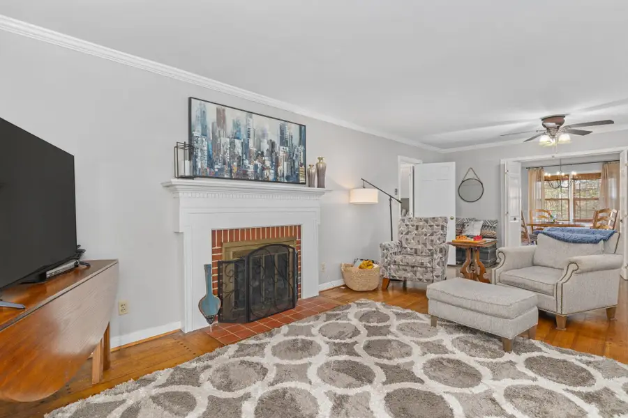 101 Lakewood Dr, Sheffield, AL 35660 - Image #3