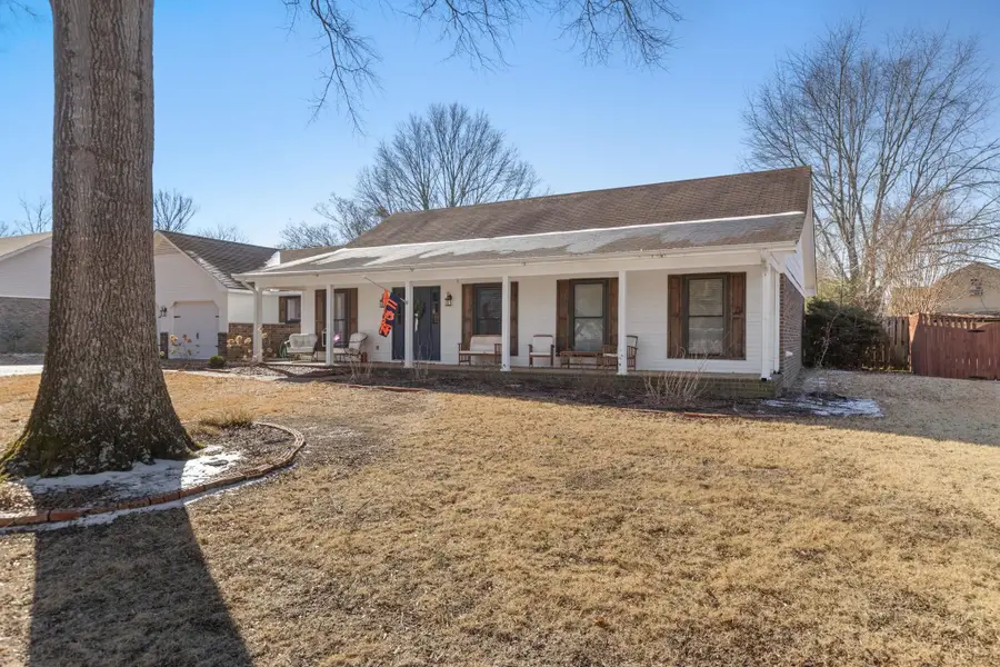 145 E Oak Hill Dr, Florence, AL 35630 - Image #3