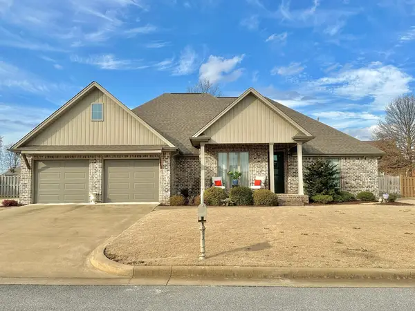112 Sullivan Rd, Muscle Shoals, AL 35661
