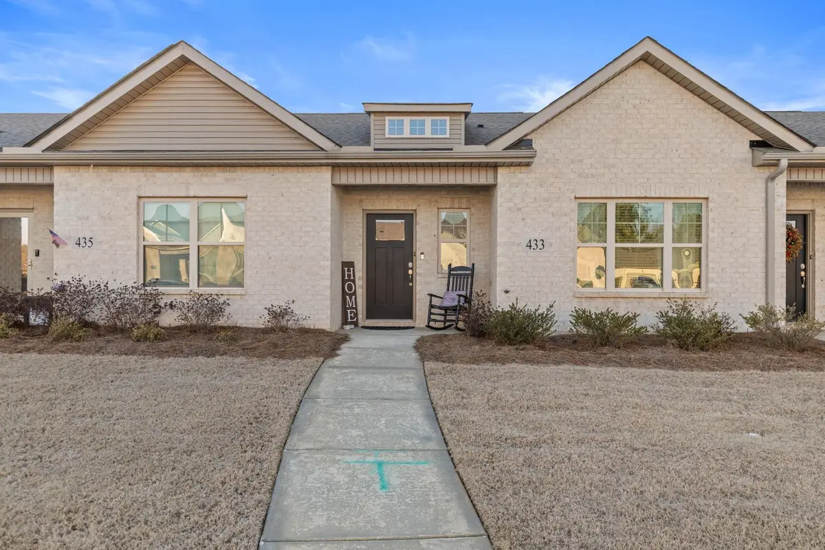 433 SE Ronnie Dr, Hartselle, AL 35640 - #1