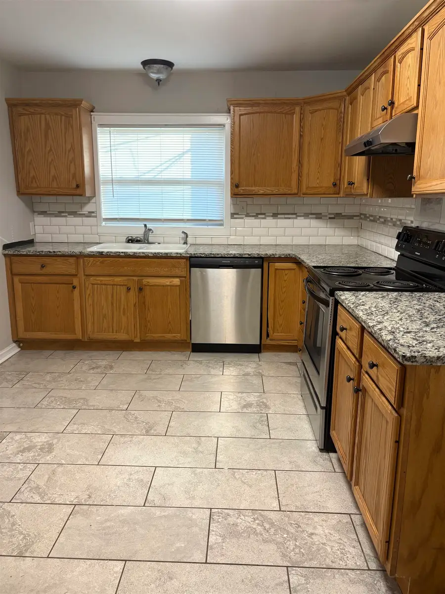 805 Cypress Mill Rd, Florence, AL 35630 - #3