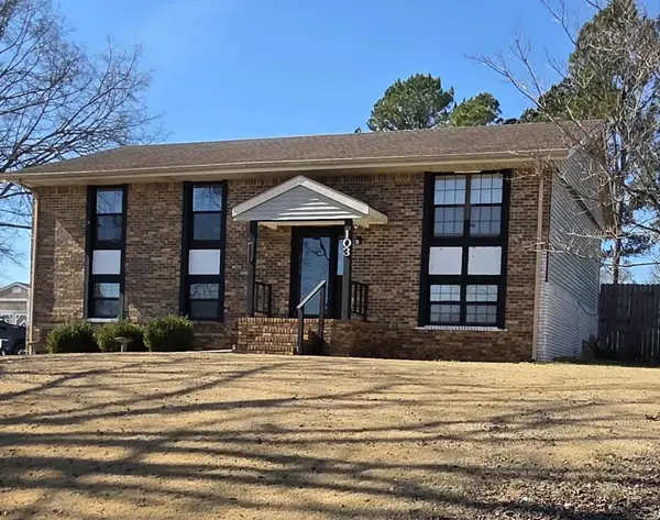 103 Caldwell Dr, Florence, AL 35633