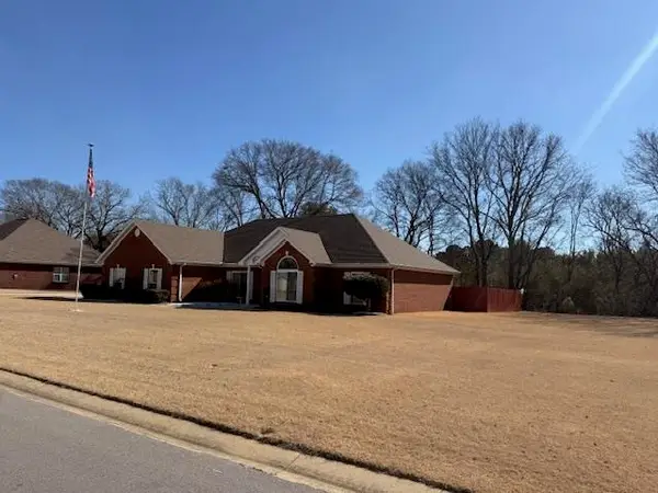 117 Pin Oak Dr, Florence, AL 35633