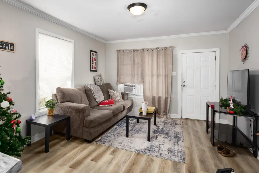 1101 W Montgomery Ave, Sheffield, AL 35660 - #3