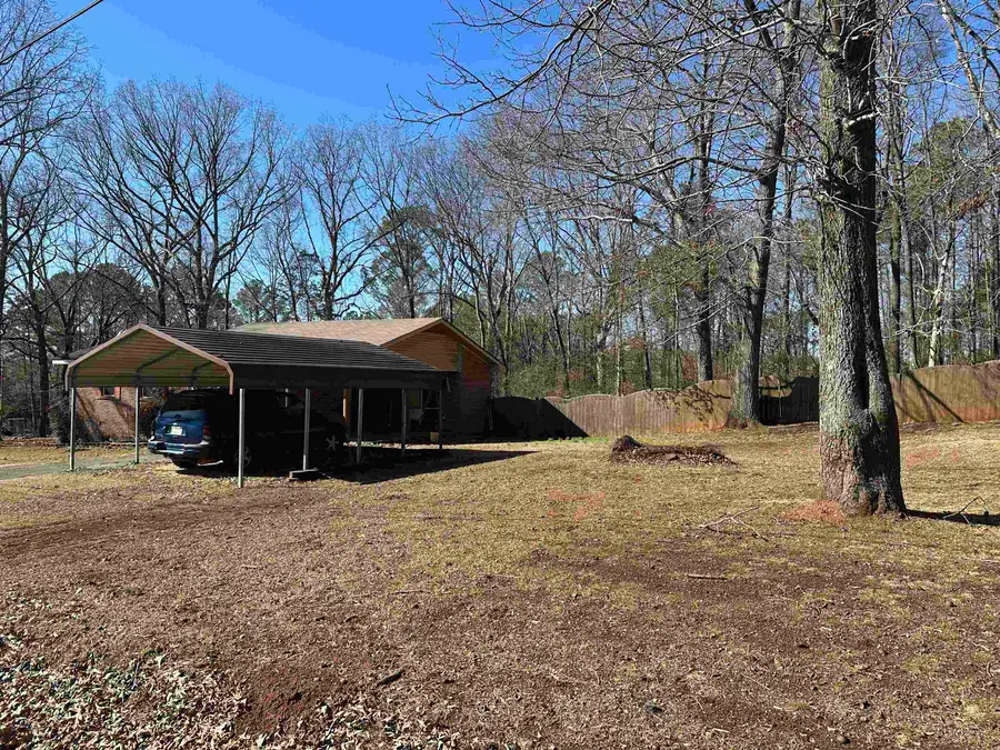 423 Kelly Dr, Russellville, AL 35653 - #2