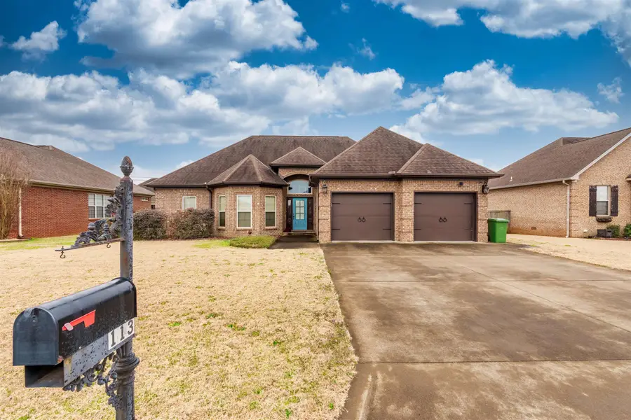 113 Cottonwood Dr, Muscle Shoals, AL 35661 - #2