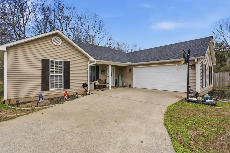 42 Moore Rd, Somerville, AL 35670 - #3