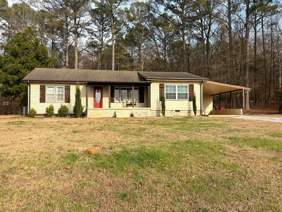 351 Outers Rd, Hamilton, AL 35570 - #1