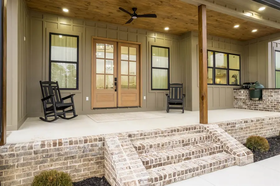 271 Co Rd 1212, Vinemont, AL 35179 - #3