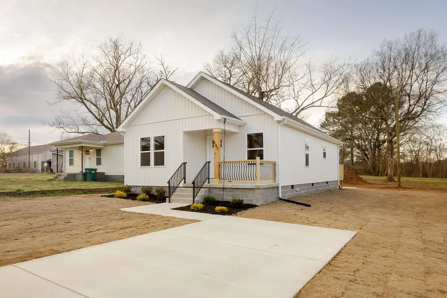 803 SW 14th Ave, Sheffield, AL 35660 - #2