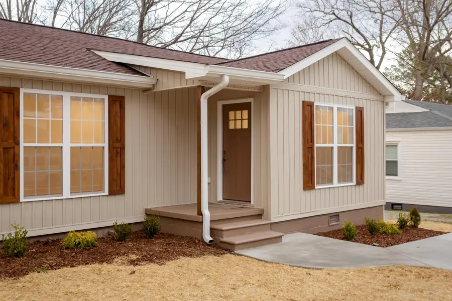 459 Francis Ave, Florence, AL 35630 - #3