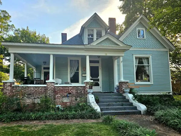 501 N Poplar St, Florence, AL 35630