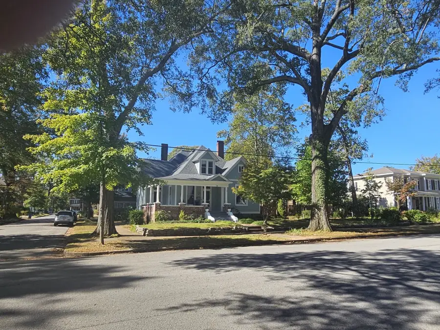 501 N Poplar St, Florence, AL 35630 - #2