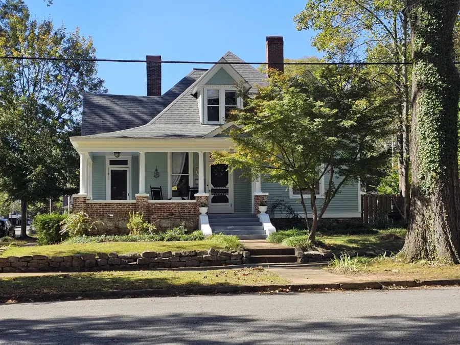 501 N Poplar St, Florence, AL 35630 - #3