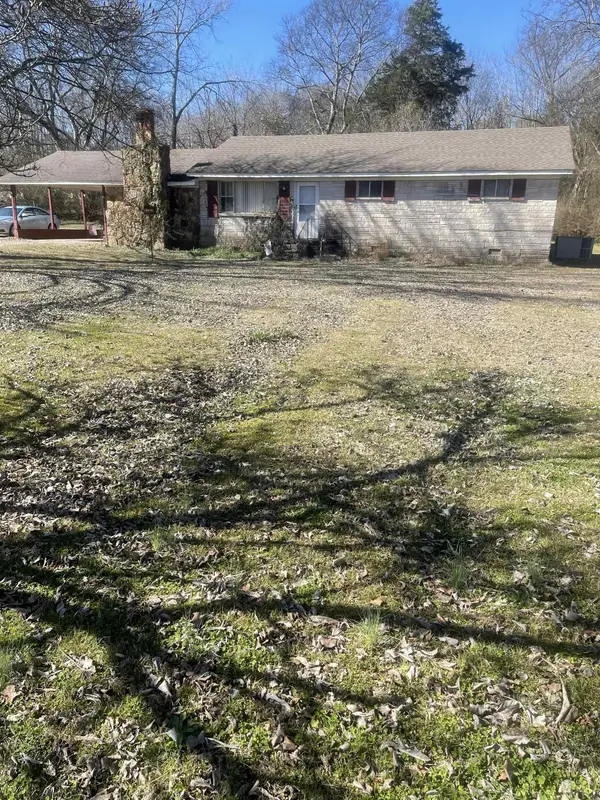 160 Hovater Cir, Russellville, AL 35653