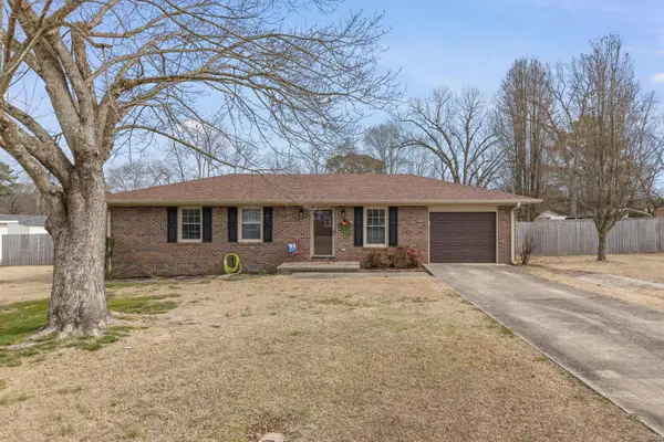 4008 Hayes St, Florence, AL 35633