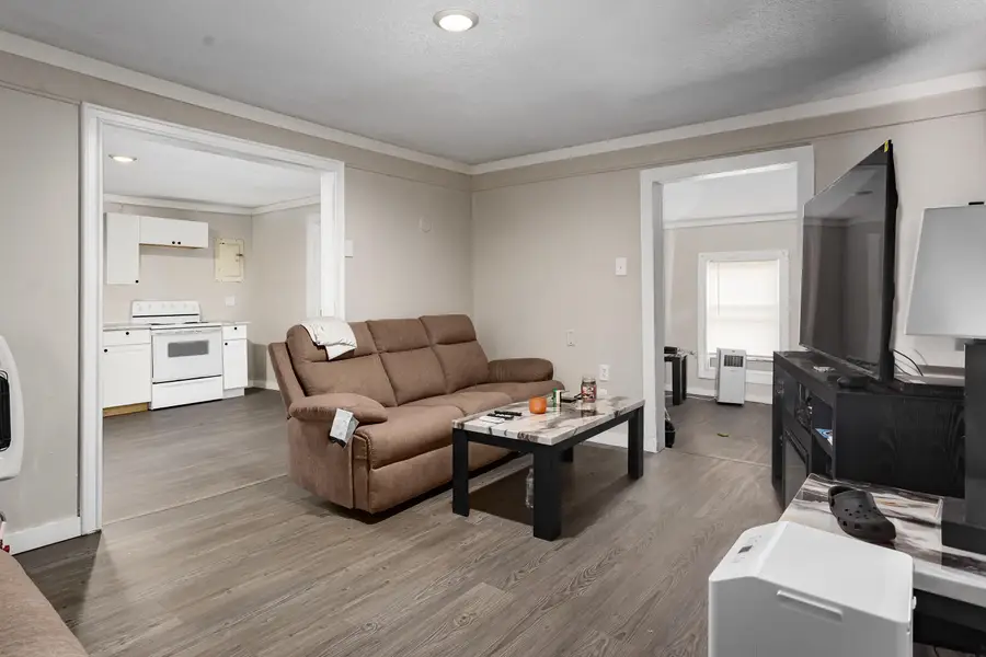 209 2nd Ave, Tuscumbia, AL 35674 - #3