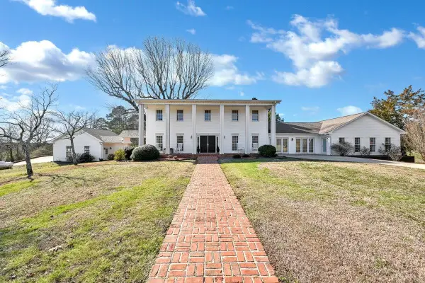 616 Co Rd 406, Cullman, AL 35057