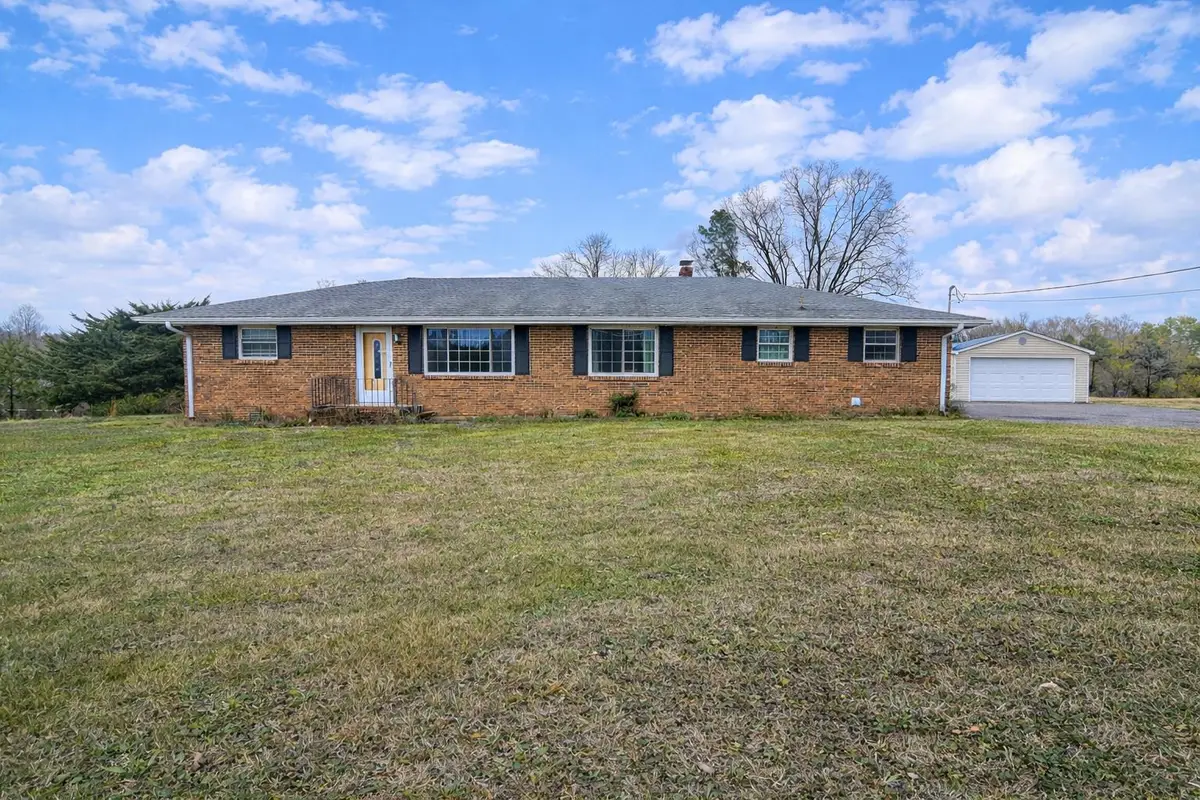 2209 Nix Rd, Phil Campbell, AL 35581 - #1