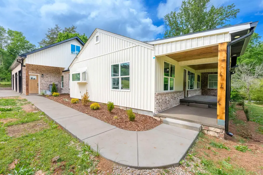 20 Arnold Ln, Florence, AL 35633 - #3