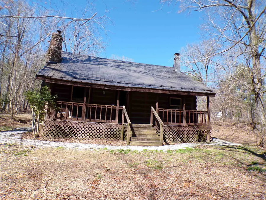 450 Fawn Lake Bridge Rd, Tuscumbia, AL 35674 - #3