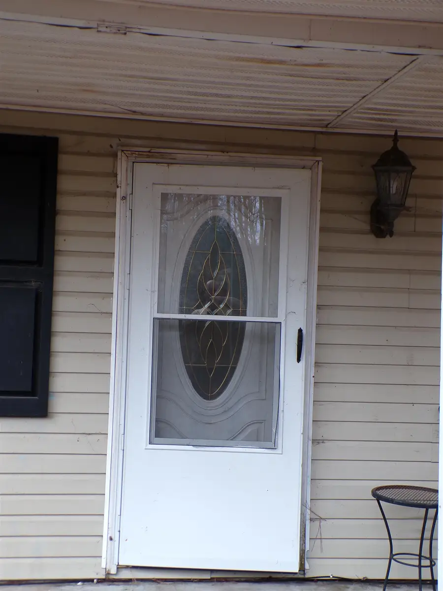 145 Eastman St, Tuscumbia, AL 35674 - #2