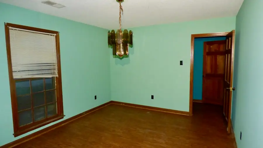 103 White Oak Ln, Florence, AL 35633 - #3