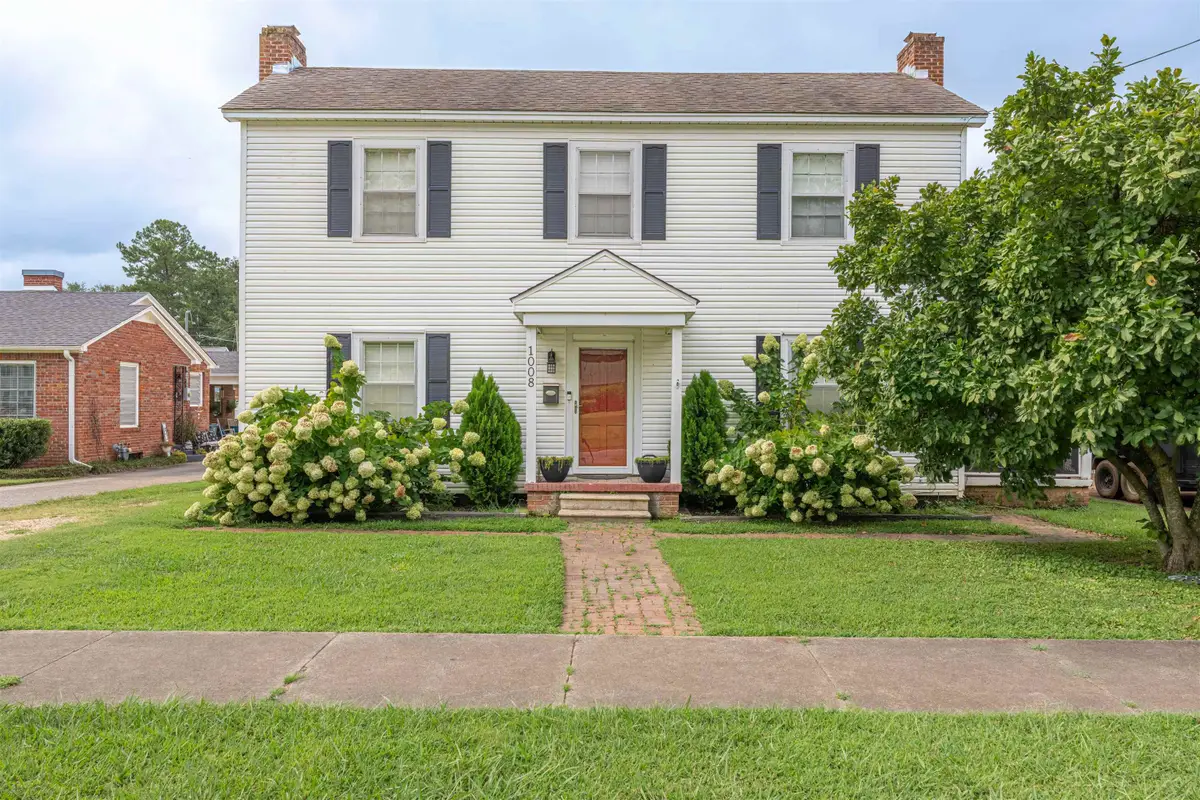 1008 E 6th St, Tuscumbia, AL 35674 - #1